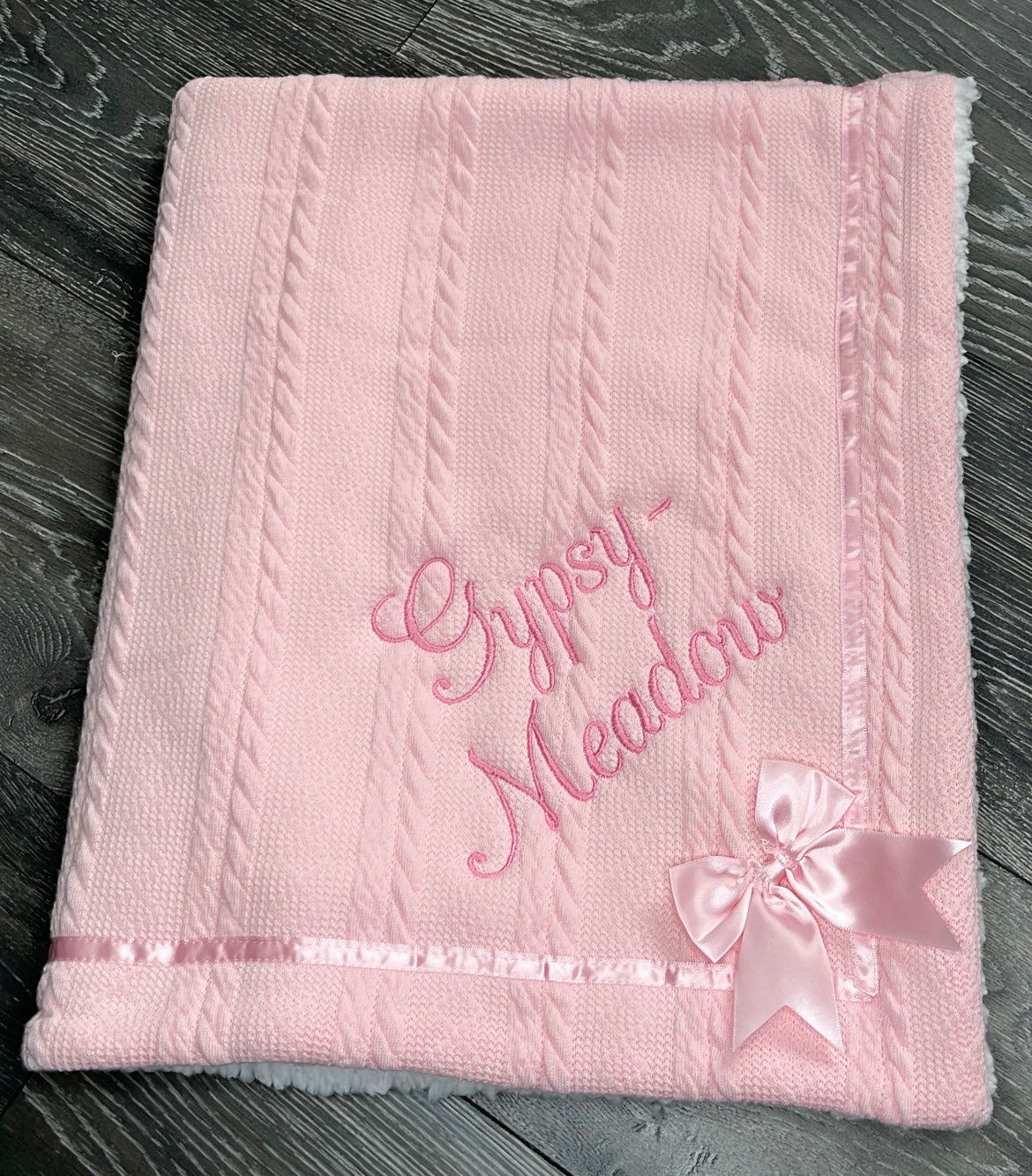 Luxury Cable Knit Baby Blanket with Bow