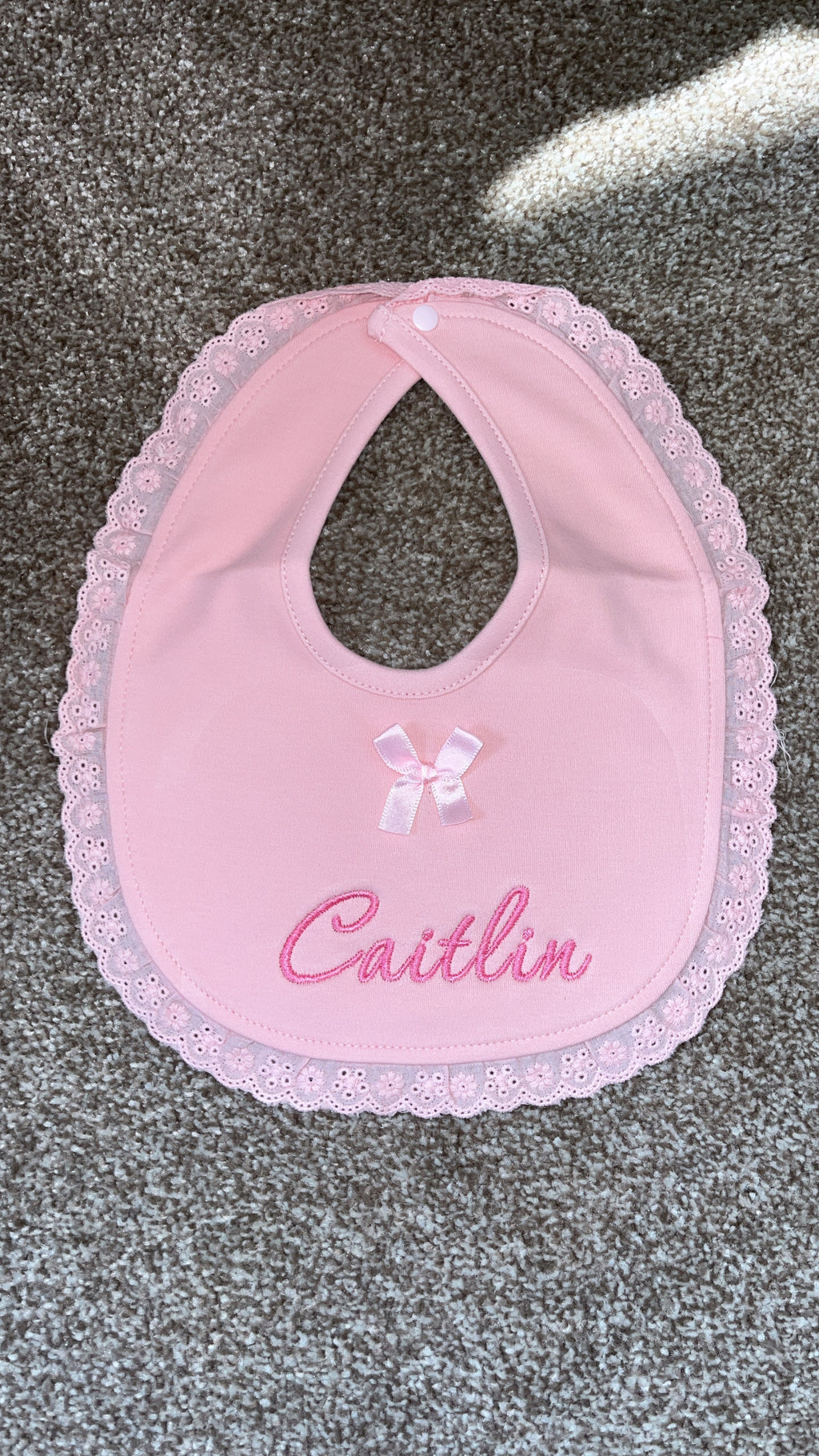 Scalloped Trim Bib with Bow