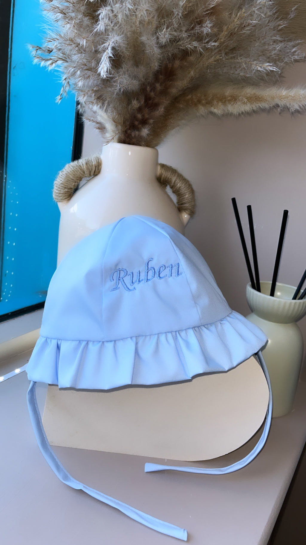 Sunhat with pleated trim